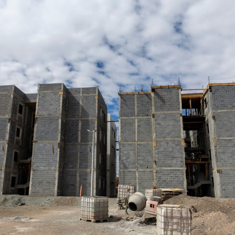 Avanza construcción del Complejo de Viviendas del Bienestar en Guadalupe