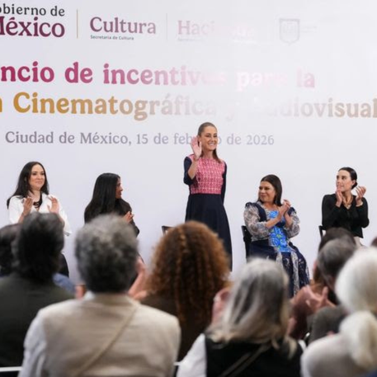 Anuncian plan integral e incentivos para el cine nacional