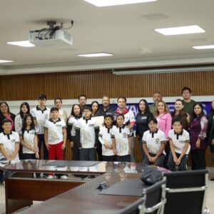 Apoyan a estudiantes que participarán en olimpiadas de matemáticas