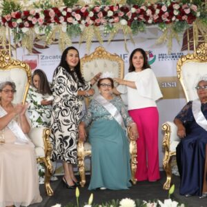 Celebran coronación de Corte Real 2026 en Casa de Día AMAT-TE