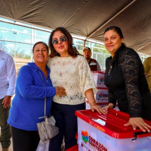 Entregan apoyo del programa “Corazón Contento”, en Miguel Auza