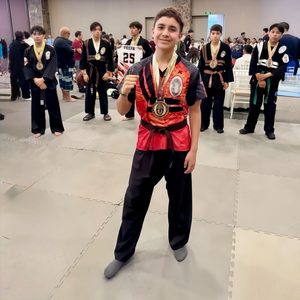 Estudiantes del COBAEZ ganan medallas de oro en Lima Lama